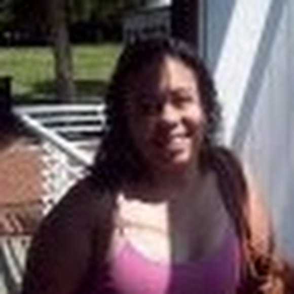 Meet your Posher, Alesha - Picture 1 of 1